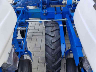 Semoir Monosem NG Plus 4DT 6 rijen