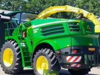 Ensileuse automotrice John Deere 8500 Hakselaar