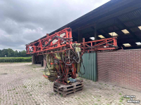 Pulvérisateur porté Douven 24 meter 1600 liter