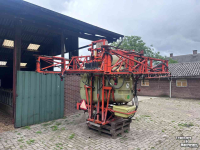 Pulvérisateur porté Douven 24 meter 1600 liter