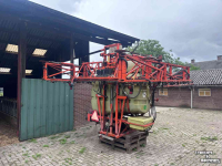 Pulvérisateur porté Douven 24 meter 1600 liter