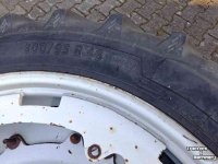 Roues, Pneus, Jantes, Barillets Jumelage Kleber 300-95 R46