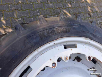 Roues, Pneus, Jantes, Barillets Jumelage Kleber 300-95 R46
