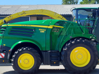 Ensileuse automotrice John Deere 8500