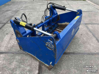 Coupe-blocs d'ensilage AP NP1800 met aanbouw Volvo L30