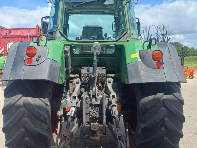 Tracteur Fendt 716 Vario com 2