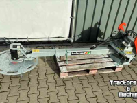 Autres matériel et accessoires d´étable Holaras BKR 2500 Boxenvlakker