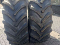 Roues, Pneus, Jantes, Barillets Jumelage Good Year 620/70R42