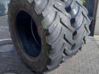 Roues, Pneus, Jantes, Barillets Jumelage Good Year 620/70R42