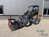 Chargeuse sur pneus Giant G1500 Mini Shovel