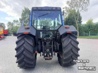 Tracteur Valtra 8550 Hitech (koppelings/transmissie schade)