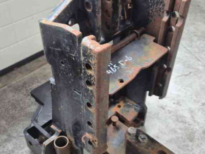 Autres tracteurs et accessoires Massey Ferguson Trekhaak rail slede MF 6400 serie en Claas Ares