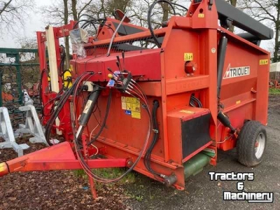 Mélangeuse distributrice autocharg. Trioliet UKW 500 voerwagen met elektronische weeginrichting