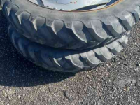 Roues, Pneus, Jantes, Barillets Jumelage Alliance 13.6r48