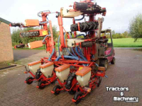 Semoir Becker 8 rijige maiszaaier