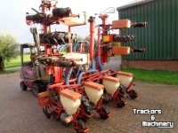 Semoir Becker 8 rijige maiszaaier