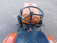 Tracteur pour vignes et vergers Kubota B6000