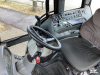 Tracteur Valtra Valtra T 190     (rood)