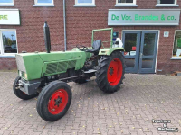 Tracteur pour vignes et vergers Fendt 5S 2WD Tractor