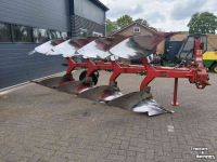 Charrues Kverneland 4 schaar ploeg