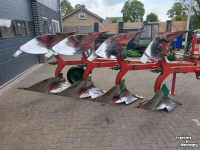 Charrues Kverneland 4 schaar ploeg