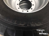 Roues, Pneus, Jantes, Barillets Jumelage Alliance 650/55 R26.5 Alliance 885 op velg