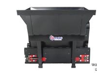 Épandeur de sciure pour des logettes Qmac Instrooibak Zaagselverdeler 650 liter zaagselbak zaagselstrooier strooier