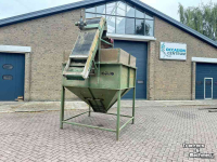 Stockage en bunker Breston Aardappelbunker / Opslagbunker met elevators en valbreker