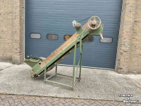 Stockage en bunker Breston Aardappelbunker / Opslagbunker met elevators en valbreker