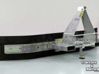 Autres matériel de forestières et accessoires Qmac Modulo rubber mud scraper 1800mm hook up Tractor and Forklift