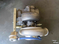Chargeuse sur pneus New Holland TURBO HOLSET Parts nr:504091186 SHOVEL KRANEN NewH  Case