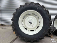 Roues, Pneus, Jantes, Barillets Jumelage BKT Agrimax Banden 420/85R34 en 340/85R24 Verstelbare Velgen