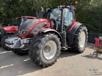 Tracteur Valtra T174