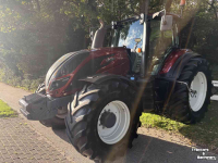 Tracteur Valtra T174