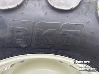 Roues, Pneus, Jantes, Barillets Jumelage BKT Set Bkt Agrimax banden 420/85R34 en 340/85R24 gemonteerd op verstelbare velgen