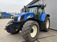 Tracteur New Holland TVT135