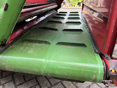 Distributeur de fourrage en bloc Strautmann BVW blokkenwagen