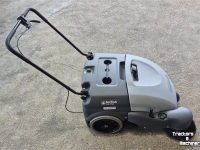 Balayeur Nilfisk SW 750
