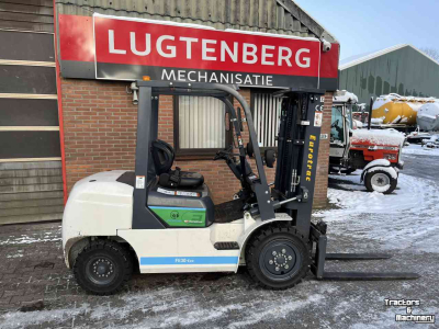 Chariot élévateur Eurotrac FE30 Heftruck Diversen