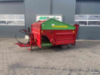 Distributeur de fourrage en bloc Strautmann BVW
