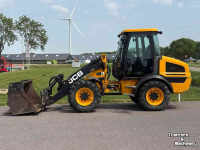 Chargeuse sur pneus JCB 409