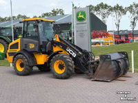Chargeuse sur pneus JCB 409