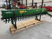 Semoir Unia P25