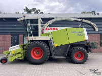 Ensileuse automotrice Claas Jaguar 890