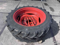 Roues, Pneus, Jantes, Barillets Jumelage Taurus 340/85R48 & 270/95R36