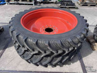 Roues, Pneus, Jantes, Barillets Jumelage Taurus 340/85R48 & 270/95R36