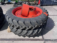 Roues, Pneus, Jantes, Barillets Jumelage Taurus 340/85R48 & 270/95R36