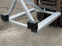 Autres matériel et accessoires de transport et industriels  Werktuigendrager / Heftruckbok / oppikbok