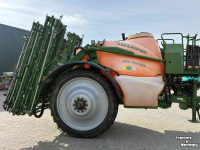 Pulvérisateur trainé Amazone UX 3200 Special