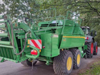 Presses John Deere L624